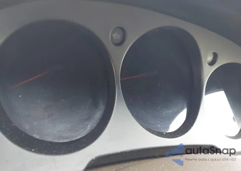 2001 Acura Rl 3.5 z USA, uszkodzony, nr VIN JH4KA96681C001028